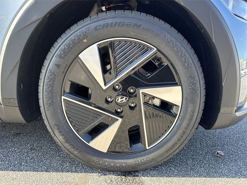 New 2026 Hyundai Ioniq 5 SE image 12