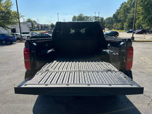 Used 2024 Toyota Tacoma TRD Off-Road AWD/4WD image 30