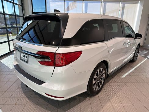 Used 2023 Honda Odyssey EX-L image 5