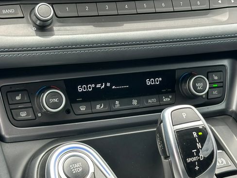 Used 2016 BMW i8 AWD/4WD image 31