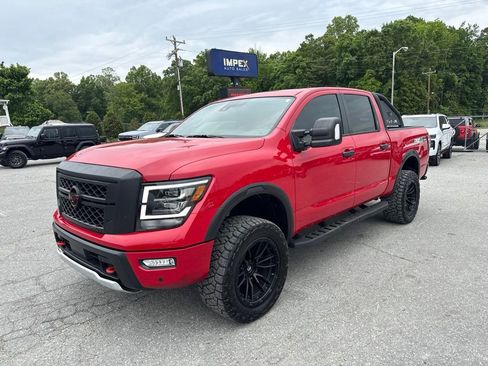 Used 2023 Nissan Titan PRO-4X w/ Pro-4x Convenience Package AWD/4WD image 1