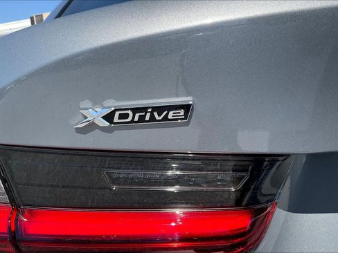 New 2026 BMW 330i xDrive Sedan w/ Premium Package AWD/4WD image 15