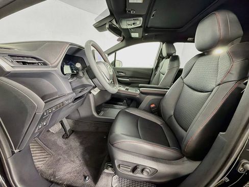 New 2026 Toyota Sienna XSE FWD image 11