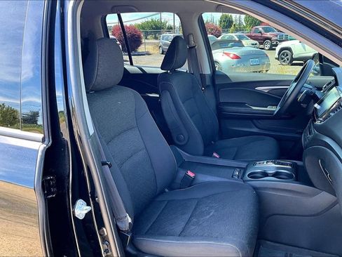 Used 2021 Honda Ridgeline Sport image 10