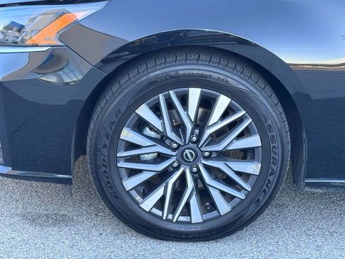 Used 2023 Nissan Altima 2.5 SV image 34