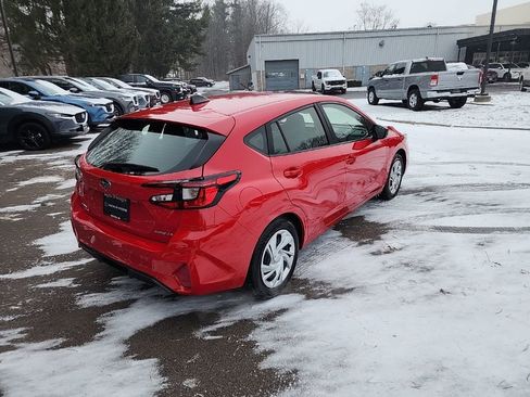 Used 2024 Subaru Impreza 2.0i image 5