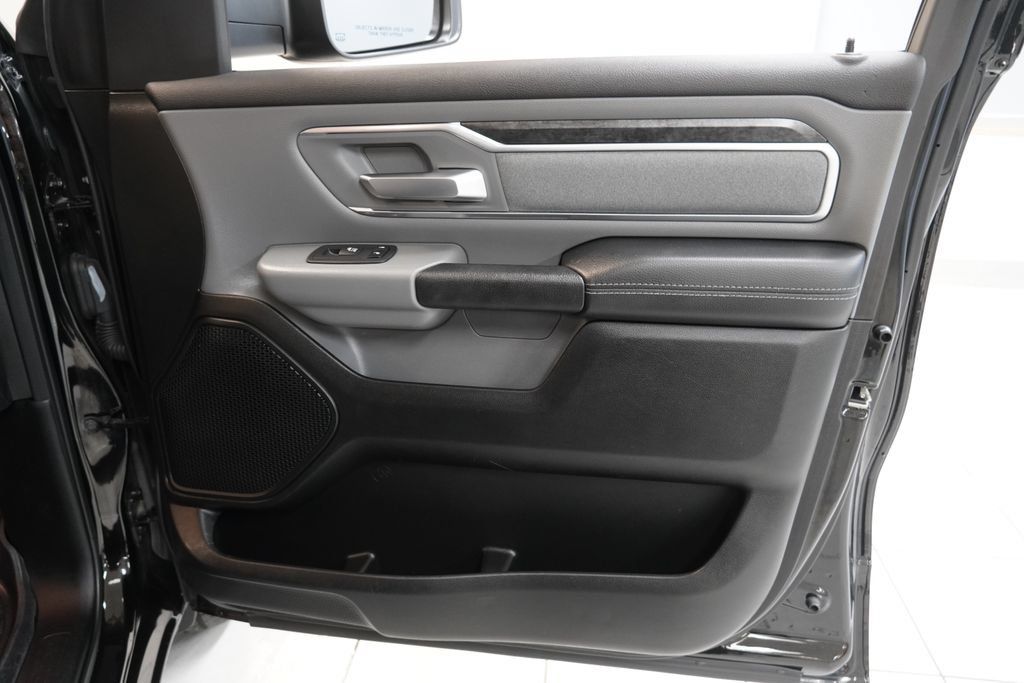 Used 2019 RAM 1500 Big Horn AWD/4WD image 34