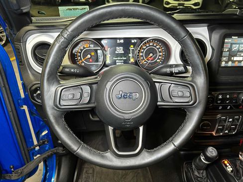 Used 2021 Jeep Wrangler Unlimited Islander image 24