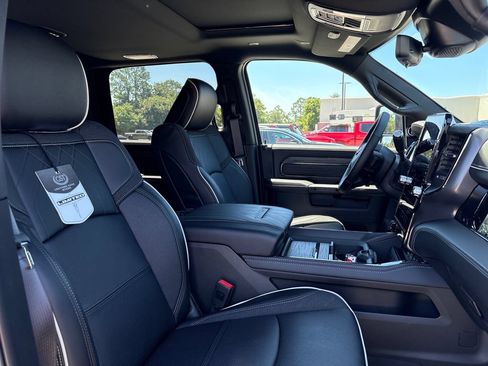 New 2026 RAM 2500 Limited AWD/4WD image 26