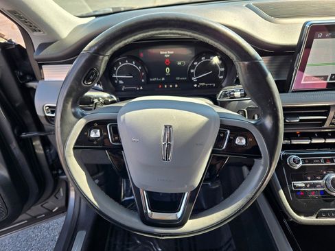 Used 2021 Lincoln Corsair AWD w/ Equipment Group 101A image 34