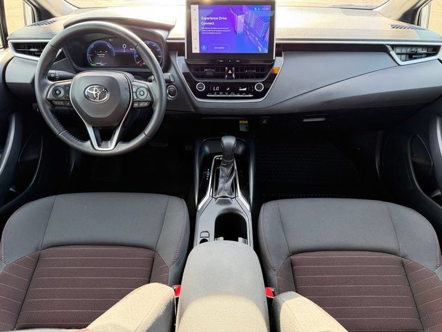 Certified 2026 Toyota Corolla SE w/ SE Premium Package AWD/4WD image 20