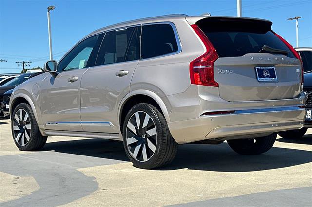 Certified 2024 Volvo XC90 T8 Ultimate w/ Protection Package Premier AWD/4WD image 5