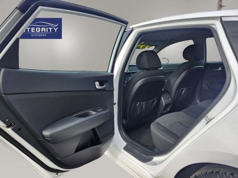 Used 2018 Kia Optima LX w/ Convenience Package image 25
