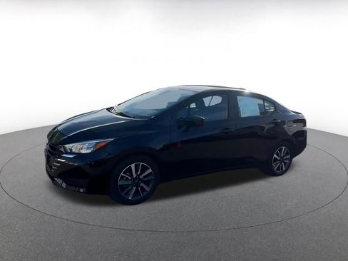 Used 2025 Nissan Versa SV FWD image 8