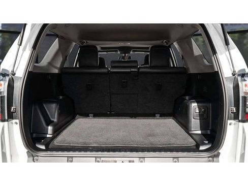 Used 2019 Toyota 4Runner Limited image 33