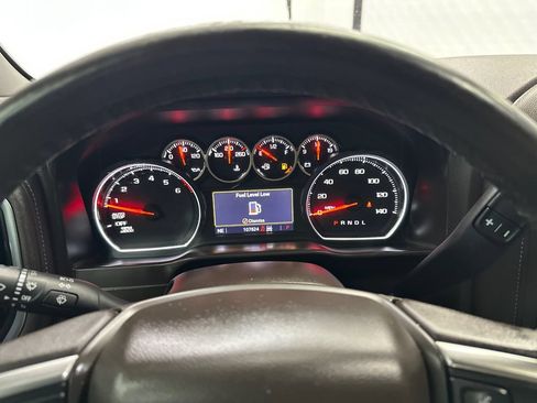 Used 2019 Chevrolet Silverado 1500 LT Trail Boss w/ Convenience Package AWD/4WD image 27