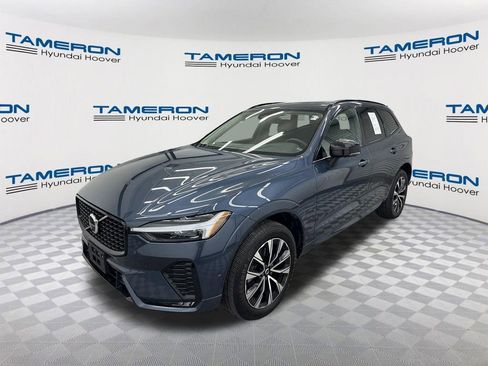 Used 2023 Volvo XC60 B5 Plus AWD/4WD image 1