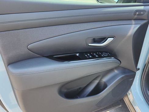 Used 2025 Hyundai Santa Cruz Limited AWD/4WD image 6
