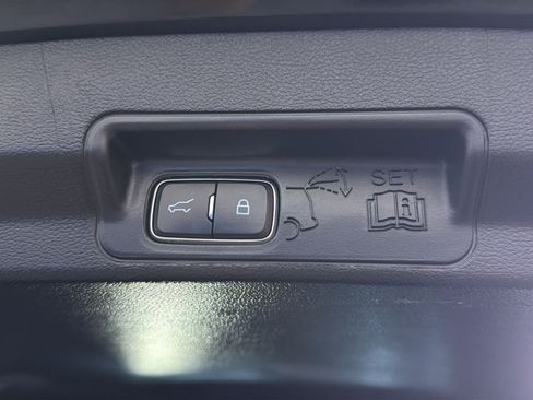 Used 2022 Ford Explorer ST w/ Equipment Group 401A AWD/4WD image 32