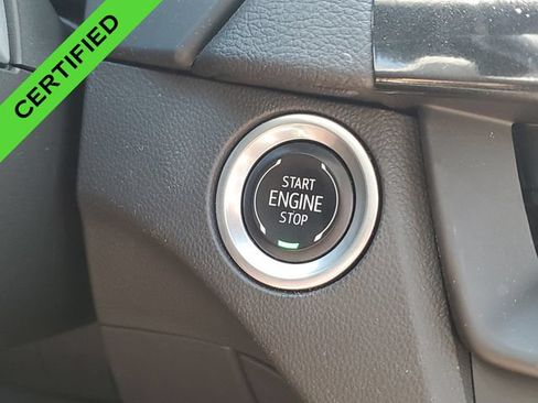 Certified 2024 Cadillac CT4 Luxury w/ Cold Weather Package AWD/4WD image 15