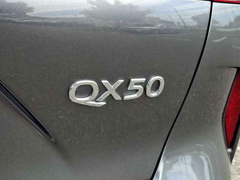 Used 2023 INFINITI QX50 Sensory AWD/4WD image 31