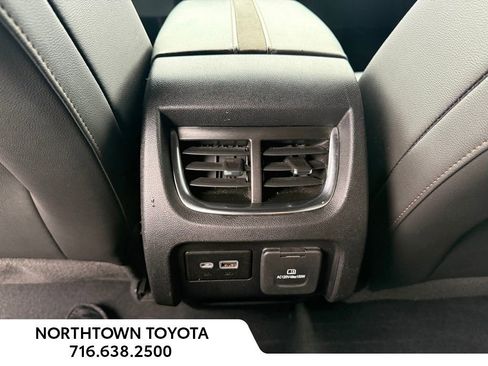 Used 2020 Chevrolet Blazer Premier AWD/4WD image 14