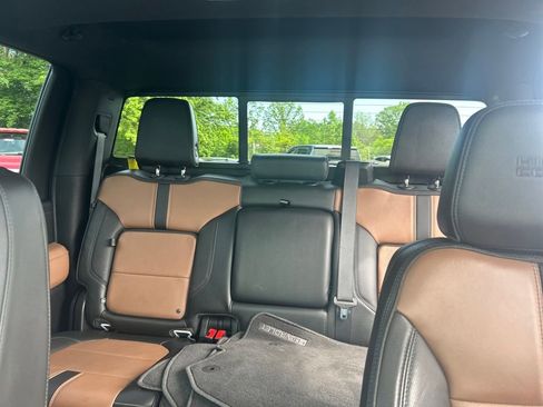 Used 2022 Chevrolet Silverado 3500 High Country w/ LPO, Hitch Package AWD/4WD image 12