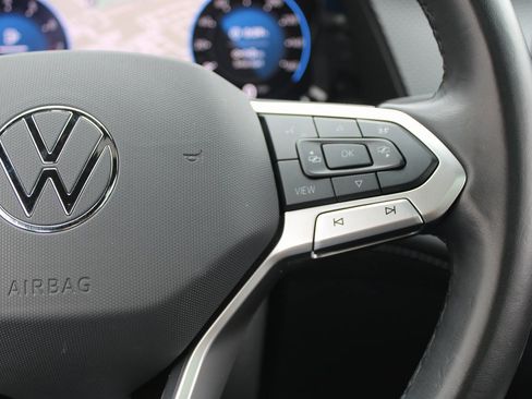 Certified 2025 Volkswagen Atlas Cross Sport SEL R-Line image 12