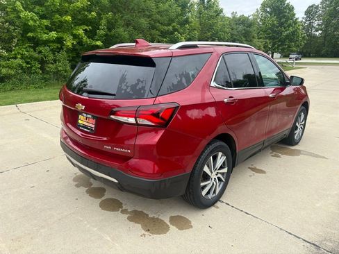 Used 2024 Chevrolet Equinox Premier AWD/4WD image 9