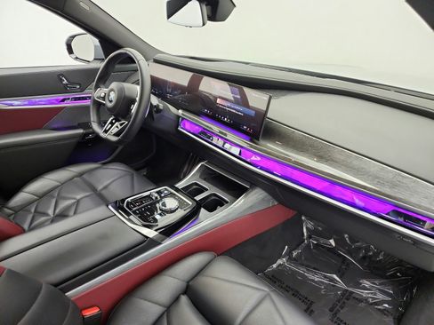 Used 2023 BMW 740i RWD image 20