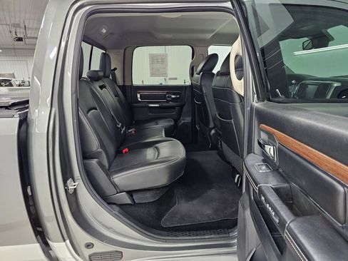 Used 2013 RAM 2500 Laramie w/ Cold Weather Group AWD/4WD image 16