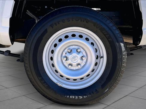 Used 2024 Toyota Tacoma SR image 10