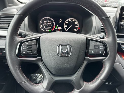 Used 2025 Honda Odyssey Sport-L image 24