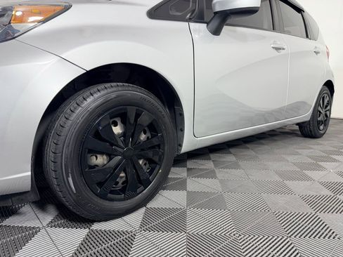 Used 2017 Nissan Versa Note SV image 11