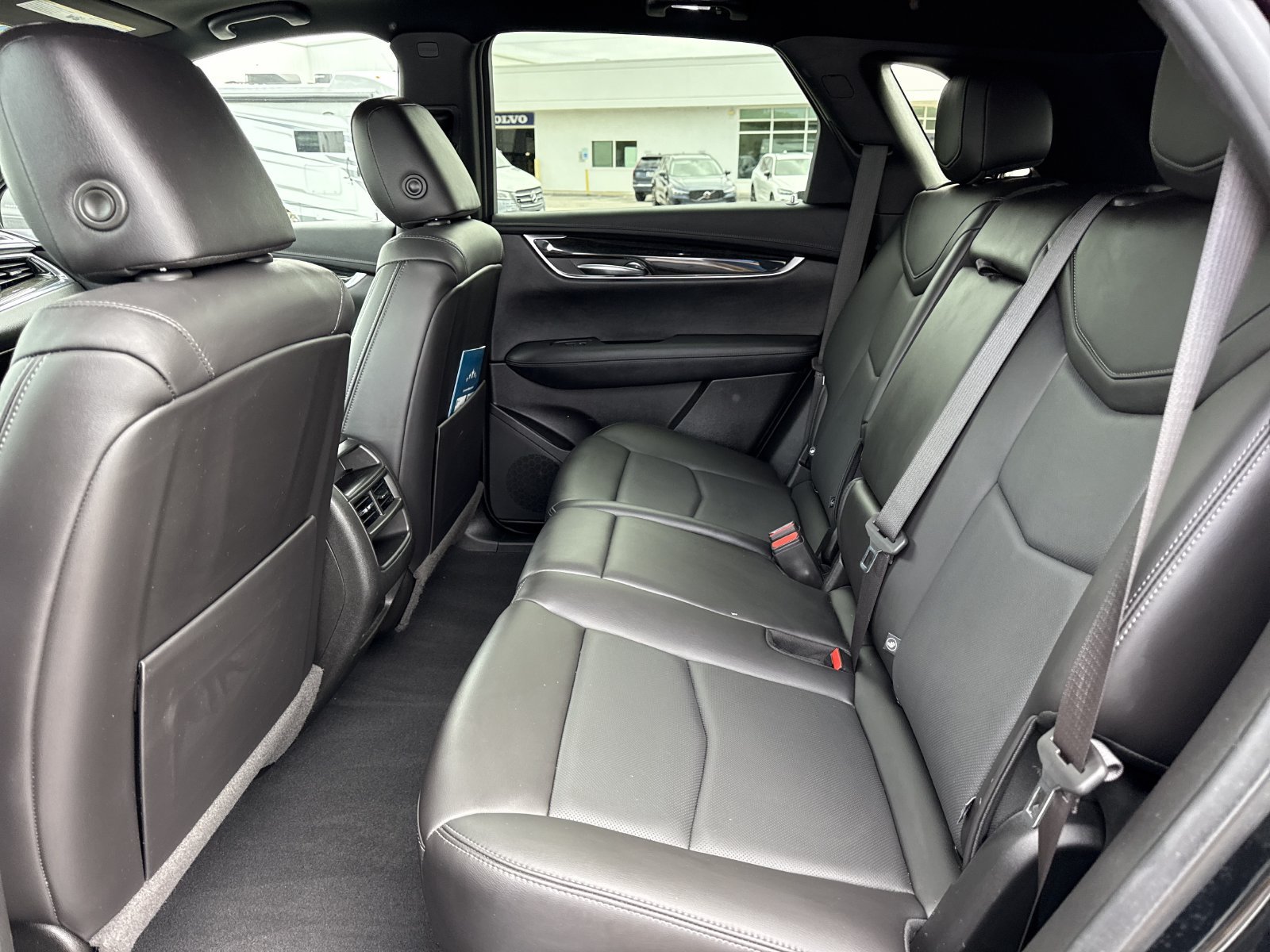 Used 2021 Cadillac XT5 Premium Luxury FWD image 10