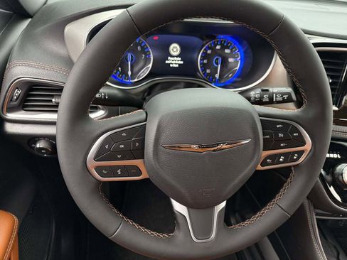 New 2026 Chrysler Pacifica Pinnacle image 22