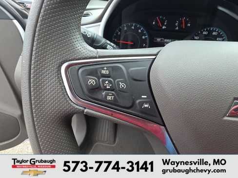 Used 2024 Chevrolet Malibu LT FWD image 18