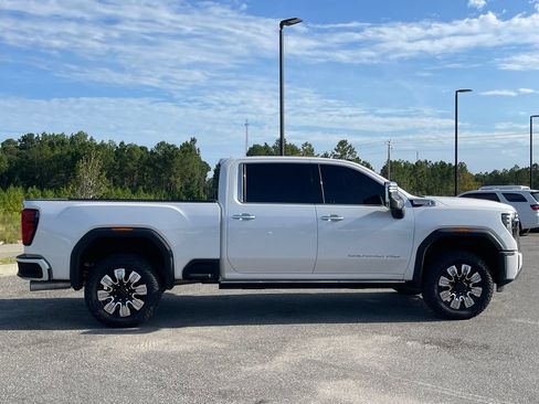 Used 2024 GMC Sierra 2500 Denali w/ Denali Reserve Package AWD/4WD image 25