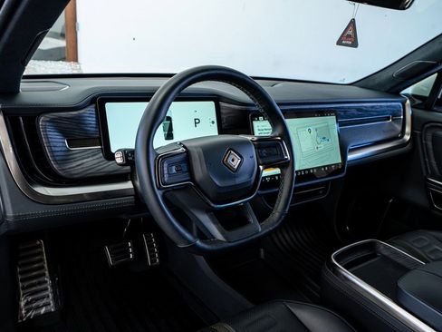 Used 2023 Rivian R1S Adventure image 33