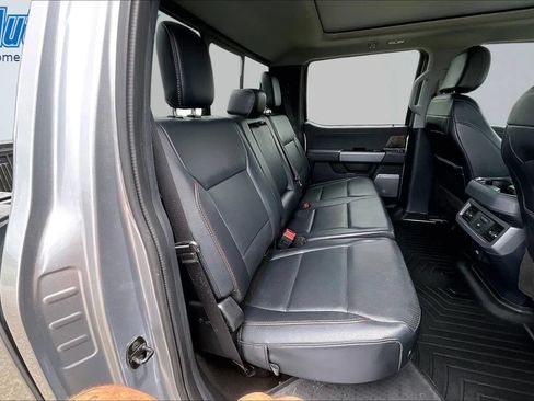 Used 2023 Ford F250 Lariat w/ Sport Appearance Package AWD/4WD image 30