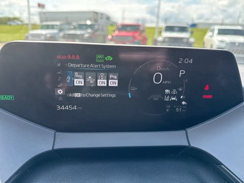 Used 2024 Toyota Prius Prime FWD image 12
