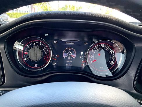 Used 2022 Dodge Challenger GT image 7