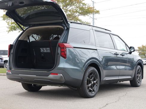 New 2026 Kia Carnival SX FWD image 5