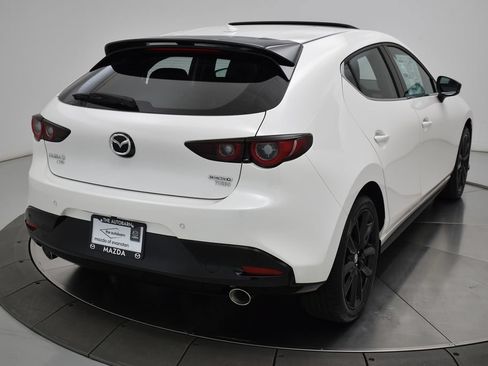 New 2026 MAZDA MAZDA3 Hatchback w/Premium Plus Pkg AWD/4WD image 22