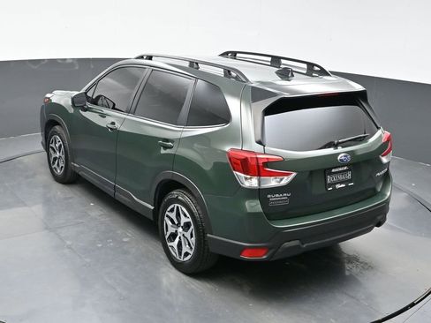 Used 2024 Subaru Forester Premium image 34
