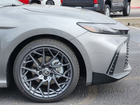 New 2026 Toyota Camry SE image 5