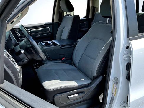 Used 2020 RAM 1500 Big Horn AWD/4WD image 22