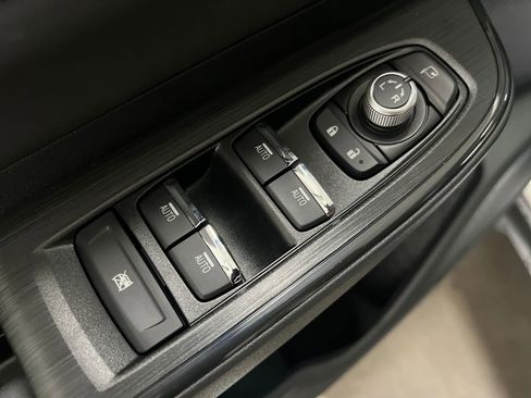 New 2026 Subaru Outback Touring AWD/4WD image 11