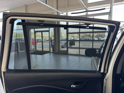 Used 2019 Honda Pilot Touring image 48