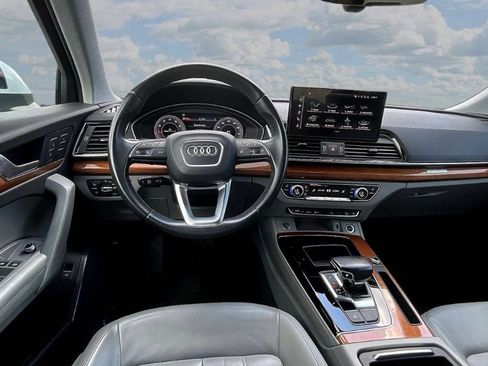Used 2019 Audi Q5 2.0T Premium w/ Convenience Package AWD/4WD image 8